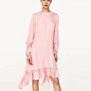 Zara ruffled pink midi dress